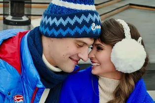 Партнер Муцениеце в «Ледниковом периоде» появился на катке с беременной женой Партнер Муцениеце в «Ледниковом периоде» появился на катке с беременной женой