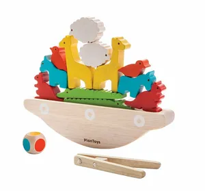 Игра-балансир Plan Toys «Балансирующая лодка», деревянная, разноцветная