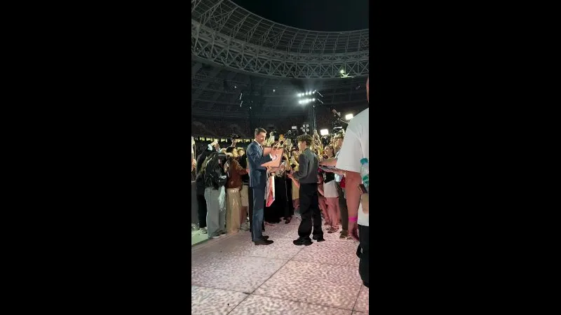 Нажми и смотри Нажми и смотри