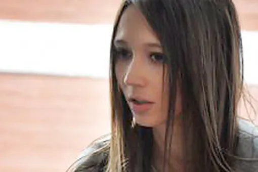 Показ Dasha Gauser на Mersedes Benz FW