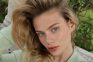 Впечатляющий шпагат: невестка Кристины Орбакайте похвасталась растяжкой Впечатляющий шпагат: невестка Кристины Орбакайте похвасталась растяжкой