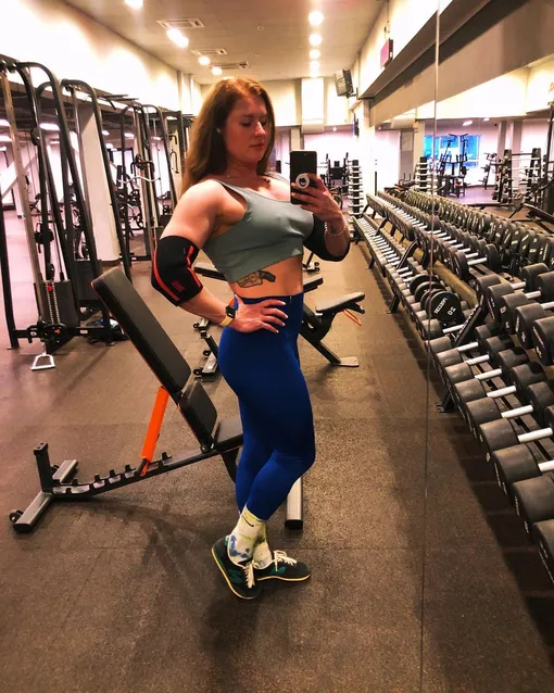 Анна Шукшина увлекается бодибилдингом