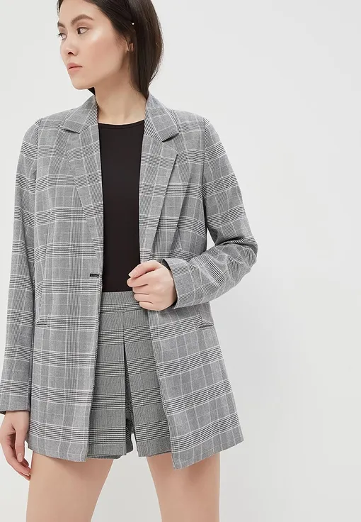 BlendShe, 4 350 руб. (на сайте Lamoda) BlendShe, 4 350 руб. (на сайте Lamoda)