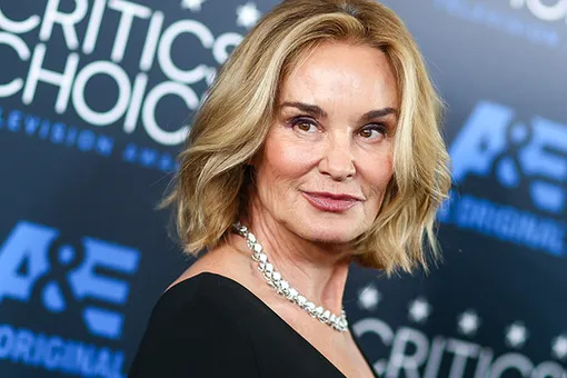 Джессика Лэнг