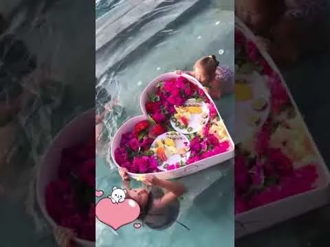 Нажми и смотри