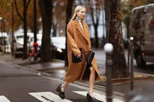 Бюджетные и модные: 12 бежевых пальто до 10 тысяч рублей, которые украсят любую фигуру Бюджетные и модные: 12 бежевых пальто до 10 тысяч рублей, которые украсят любую фигуру