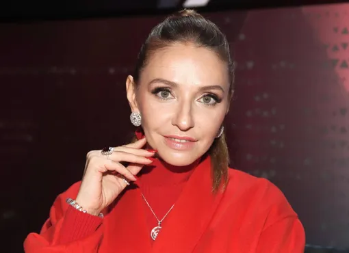 Татьяна Навка призвала поклонников не открывать сообщения от старого аккаунта