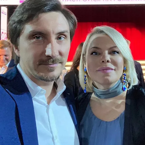 Супруги Евгений Яковлев и Яна Поплавская Супруги Евгений Яковлев и Яна Поплавская