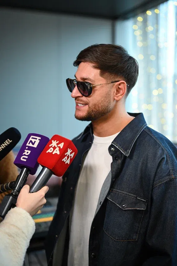 Алена Жигалова, Саша Стоун, Катя IOWA и другие звезды на предновогоднем ...