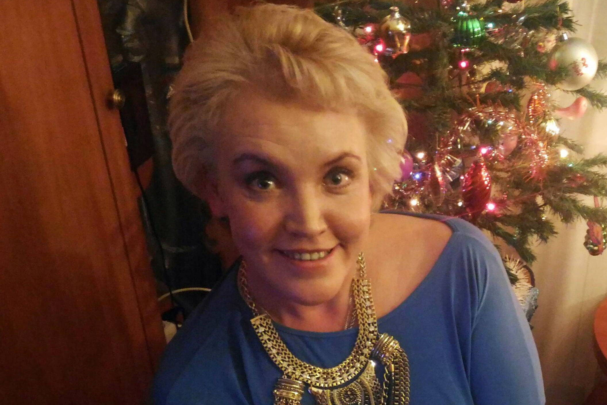 Тело 55-летней актрисы сериала «Дальнобойщики» Натальи Мироновой нашли в ванной