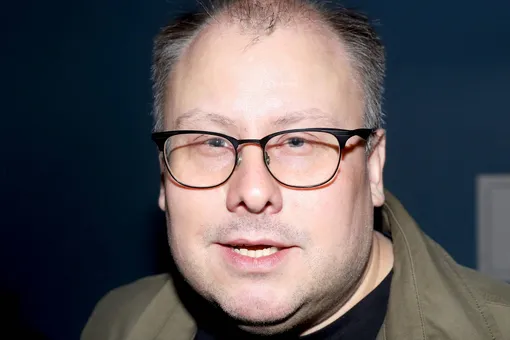 «Я теперь на костылях»: актер сериала «Жуки» Владимир Устюгов заявил, что его покалечил кассир магазина «Я теперь на костылях»: актер сериала «Жуки» Владимир Устюгов заявил, что его покалечил кассир магазина