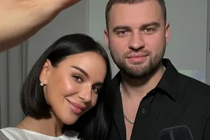 «Мы подали заявление!»: звезда «Дома-2» Анна Блюменкранц призналась, где пройдет ее свадьба с фотографом «Мы подали заявление!»: звезда «Дома-2» Анна Блюменкранц призналась, где пройдет ее свадьба с фотографом