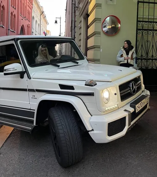 Алена Шишкова продала автомобиль