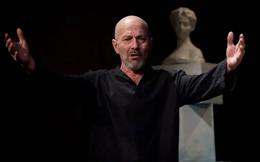 Николай Соловьев на сцене театра