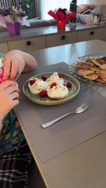 Нажми и смотри