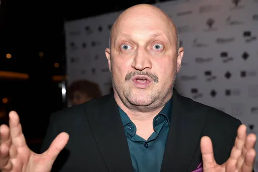 «Ужасно! Дочки меня обманули!»: Гоша Куценко пожаловался на Женю и Свету в студии телешоу «Ужасно! Дочки меня обманули!»: Гоша Куценко пожаловался на Женю и Свету в студии телешоу