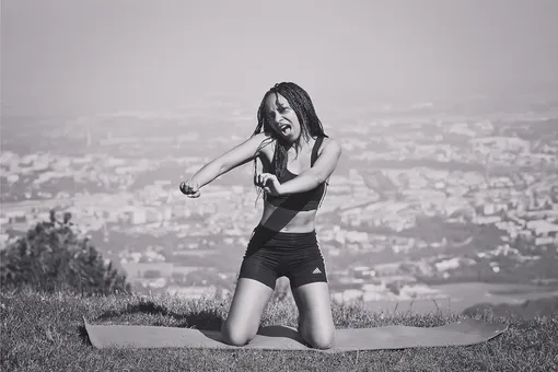 Вы никогда не догадаетесь, сколько лет этой женщине и в чем секрет ее молодости Вы никогда не догадаетесь, сколько лет этой женщине и в чем секрет ее молодости