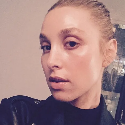 звезды делают селфи без макияжа фото