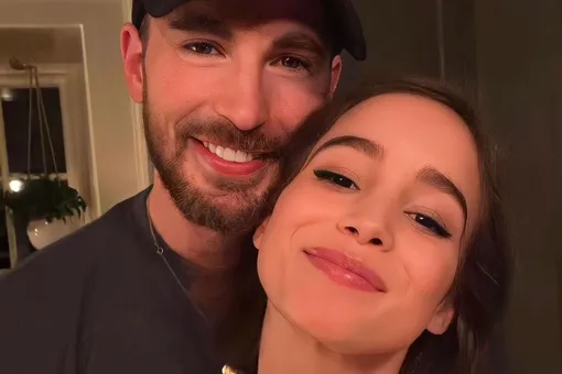 Крис Эванс и Альба Баптиста впервые стали родителями Крис Эванс и Альба Баптиста впервые стали родителями