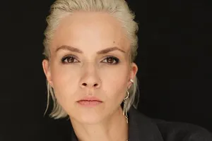 «Я иногда ошибаюсь»: Любовь Виролайнен показала дочь от актера сериала «Король и Шут» по важному поводу «Я иногда ошибаюсь»: Любовь Виролайнен показала дочь от актера сериала «Король и Шут» по важному поводу