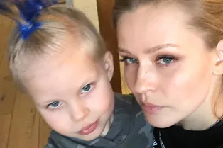 «Победи сама себя, ибо вряд ли кто-то с тобой справится»: Юлия Пересильд обратилась к дочери в день ее 13-летия