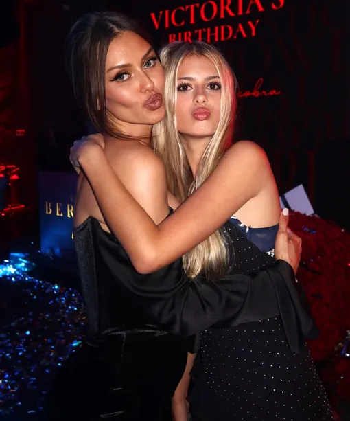 Виктория Боня с дочерью Анджелиной Виктория Боня с дочерью Анджелиной