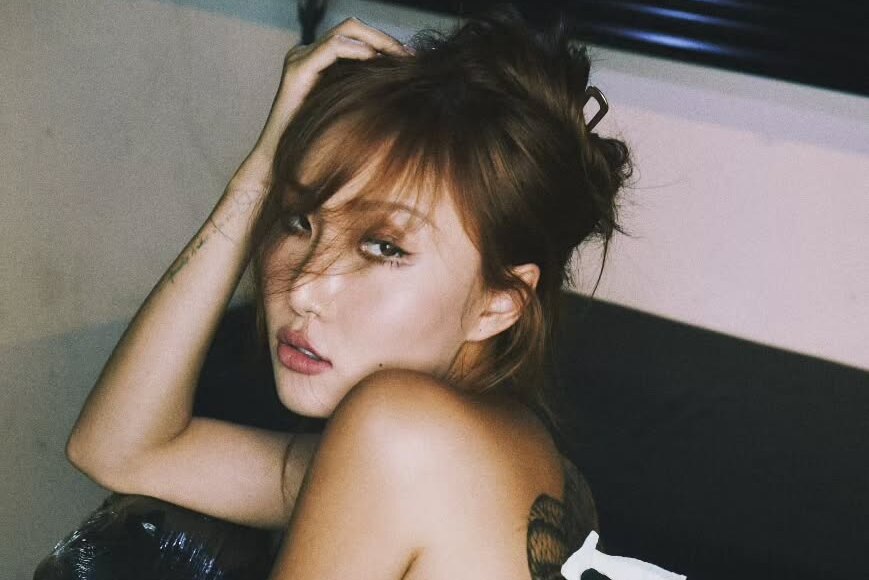 «Жить свободно — это нормально»: Хваса из MAMAMOO высказалась о браке в Южной Корее
