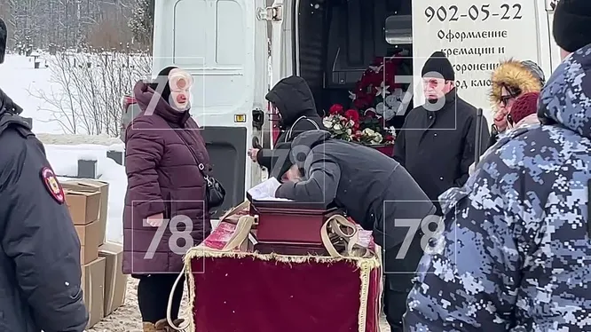 Нажми и смотри