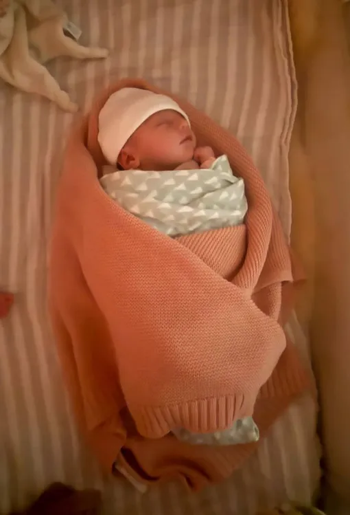 Сахара Рэй родила дочь