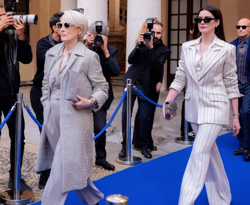 Мерил Стрип и Энн Хэтэуэй на съемках фильма «Дьявол носит Prada 2»