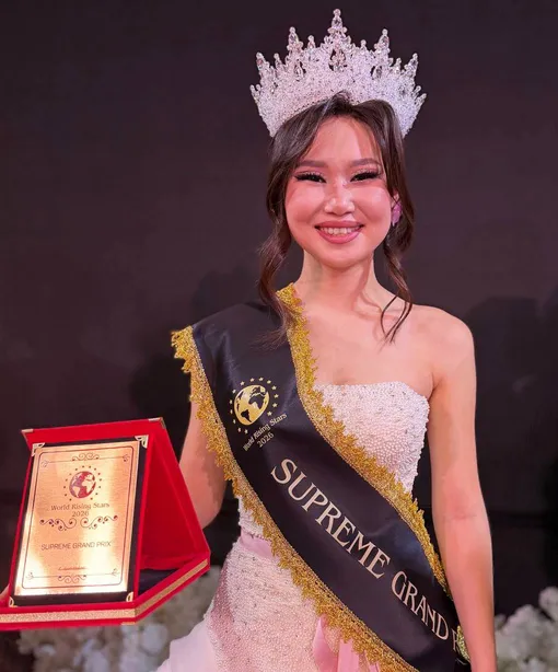 Елена Бужеева победила на международном конкурсе красоты и талантов «World Rising Star-2026»
