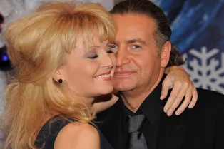 «Обижаться нелепо»: Анжелика Варум объяснила, почему простила Агутину измены «Обижаться нелепо»: Анжелика Варум объяснила, почему простила Агутину измены