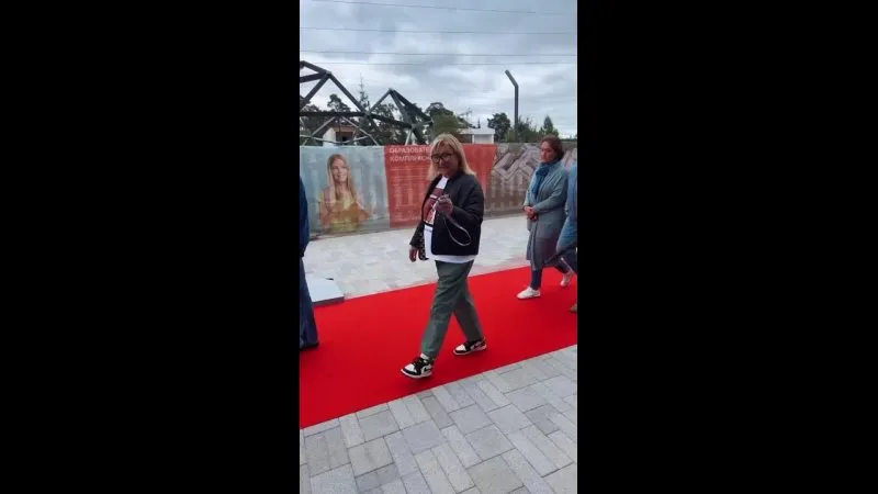 Нажми и смотри Нажми и смотри