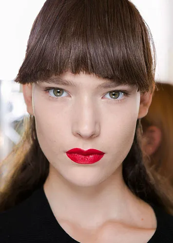 красная помада 2016