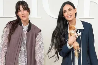 Деми Мур в шортах с дочерью и чихуахуа появилась на модном показе в Париже