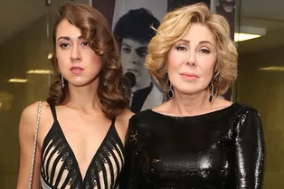 «Я стараюсь не видеть этого»: Любовь Успенская обвинила мужа в болезни дочери