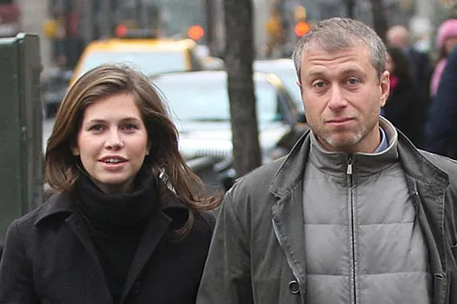 Звезды с молодыми женами