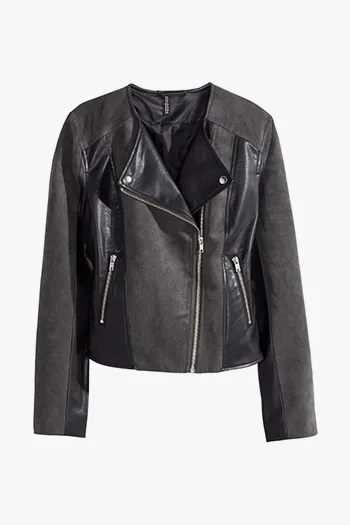 H&M, 2299 руб.