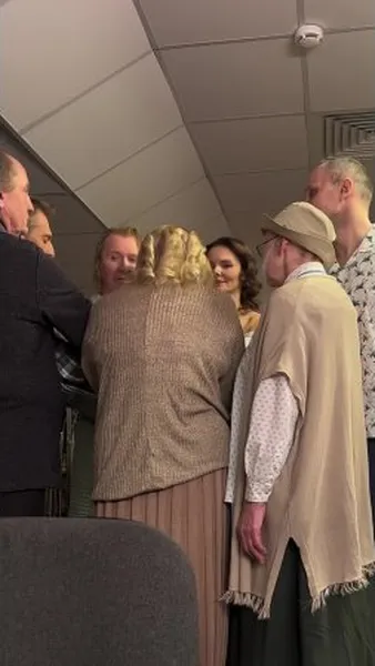 Нажми и смотри Нажми и смотри