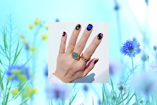 «Незабудка, незабудка»: 5 ярких вариантов цветочного маникюра на это лето «Незабудка, незабудка»: 5 ярких вариантов цветочного маникюра на это лето