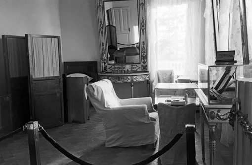 Комната Владимира Ильича Ленина в Большом доме усадьбы. Дом-музей В.И. Ленина в Горках.