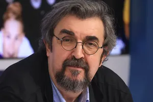 «Папа бы тут всё обшутил»: вдова и сыновья Игоря Золотовицкого получили премию «Ника»