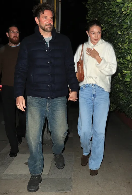 Брэдли Купер и Джиджи Хадид на ужине в Санта-Монике