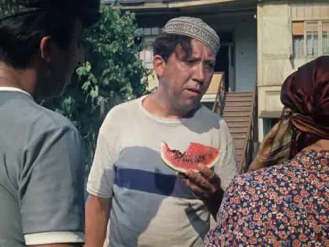 Нажми и смотри