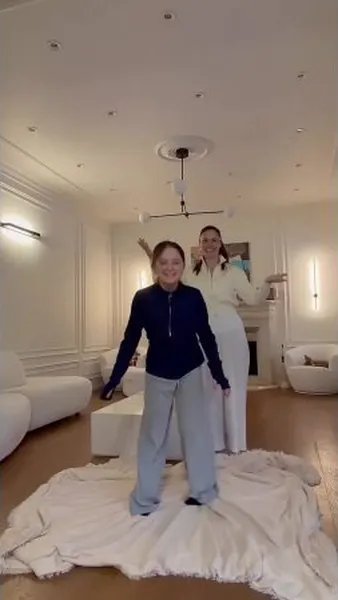 Нажми и смотри