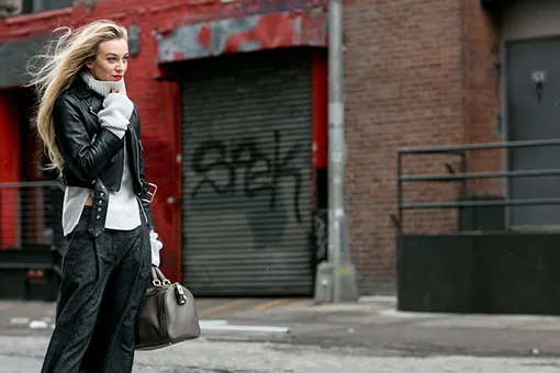 женская кожаная куртка стиль