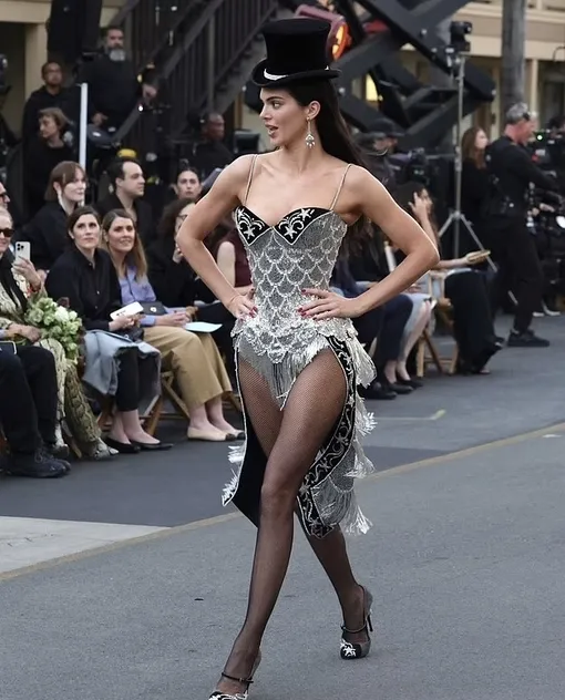 Кендалл Дженнер устроила маленький спектакль