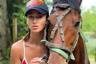 «Невероятная!»: Ольга Бузова в дерзком наряде похвасталась сексуальной фигурой «Невероятная!»: Ольга Бузова в дерзком наряде похвасталась сексуальной фигурой