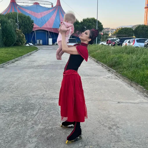 Маргарита Дробязко почти неразлучна с дочерью Маргарита Дробязко почти неразлучна с дочерью