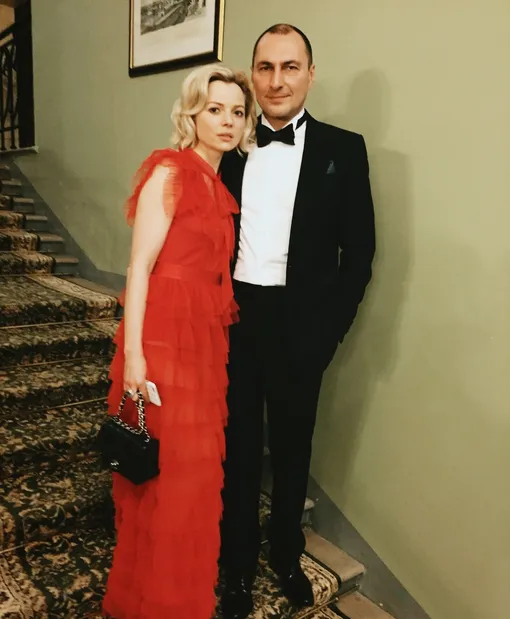 Елена Николаева пять лет замужем за Игорем Вдовиным